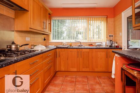 3 bedroom chalet for sale, Chancel Close, Norwich NR13