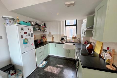 2 bedroom apartment to rent, New Wakefield Street, Wakefield House, M1