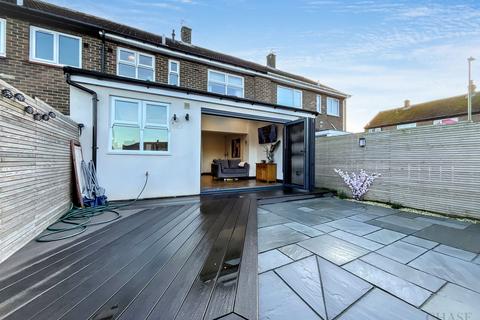 3 bedroom terraced house for sale, Hazeldene, Jarrow, NE32