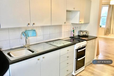 undefined, High Street, Barnet, EN5