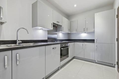 3 bedroom end of terrace house for sale, Winter Walk, Borehamwood