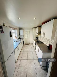 3 bedroom terraced house to rent, Chichester Road, Leyton Stone, E11