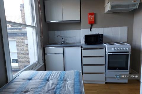 Studio to rent, Sulgrave Road, London, W6