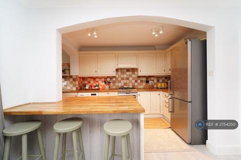 undefined, Brampton Gardens, Hersham, Walton-On-Thames, KT12