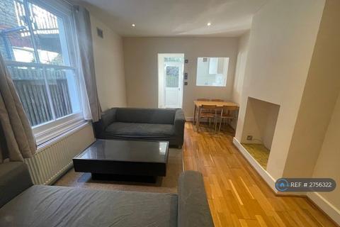 2 bedroom flat to rent, Yukon Road, London, SW12