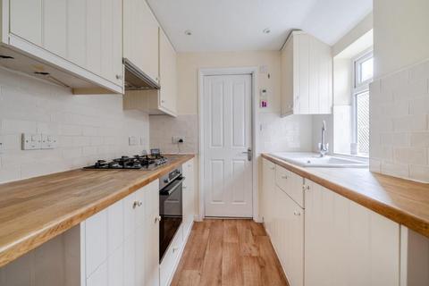 2 bedroom terraced house to rent, Englefield Green