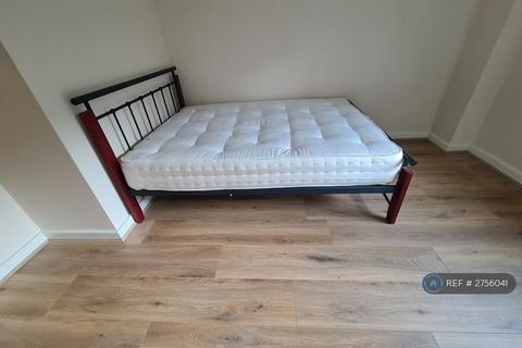 2 bedroom flat to rent, Portland Square, Nottingham, NG7