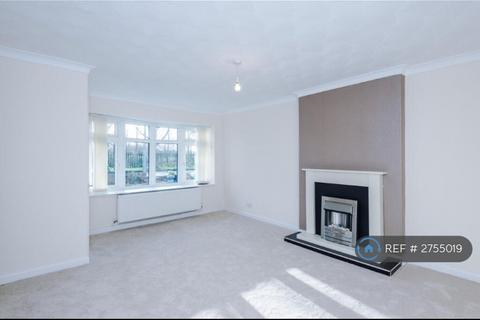 3 bedroom semi-detached house to rent, Glan Y Gors, Prestatyn, LL19