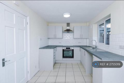 3 bedroom semi-detached house to rent, Glan Y Gors, Prestatyn, LL19