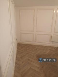 1 bedroom in a flat share to rent, London, London, NW9
