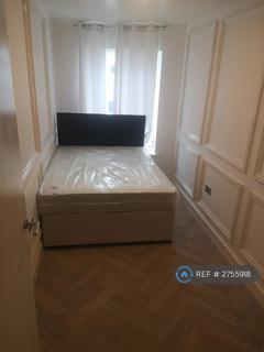 1 bedroom in a flat share to rent, London, London, NW9