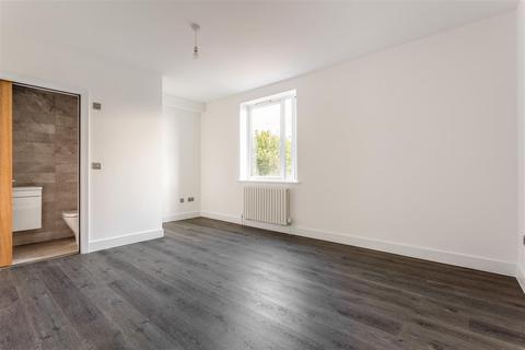 2 bedroom apartment to rent, Freshfield Road, Brighton
