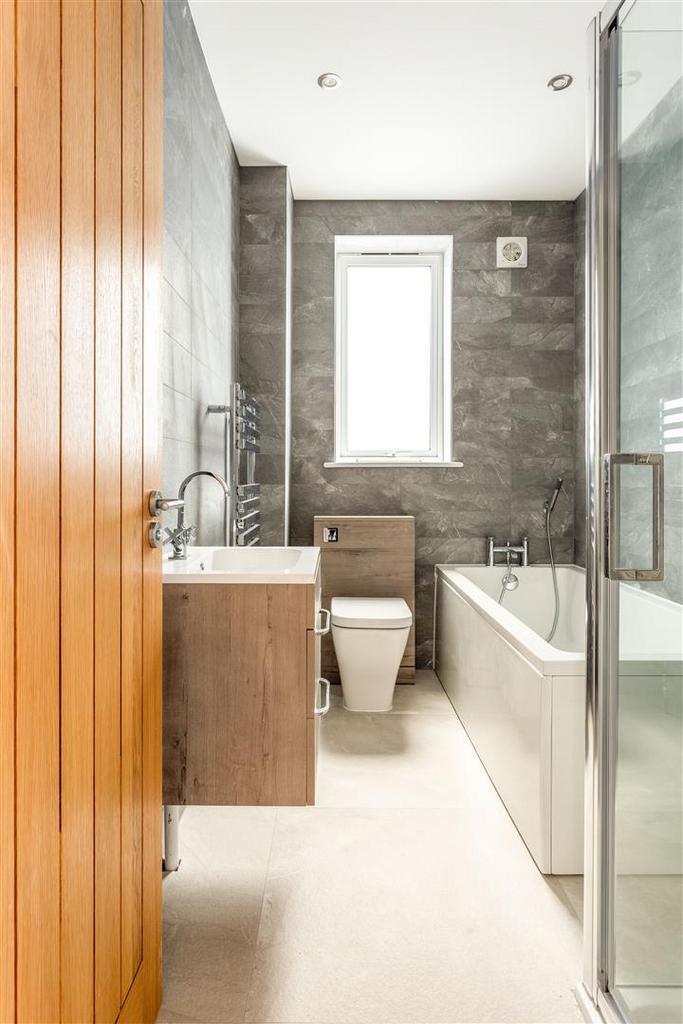 First Floor Flat Cuthbert Site-10.jpg