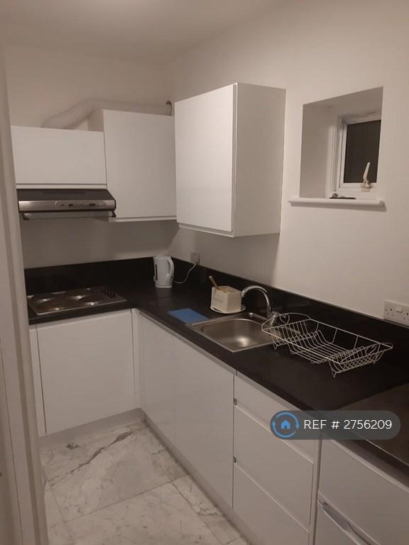 Communal Kitchen