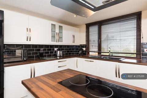 2 bedroom maisonette to rent, Bethany Gardens, Aberdeen, AB11