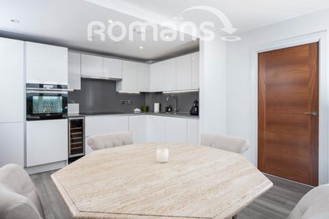 2 bedroom flat to rent, Sovereign Point, Midland Road, Bath, BA2