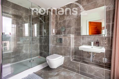 2 bedroom flat to rent, Sovereign Point, Midland Road, Bath, BA2