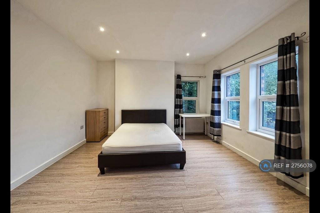 Bedroom 1 (Master)