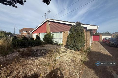 3 bedroom bungalow to rent, Leysdown Road, Leysdown-On-Sea, Sheerness, ME12