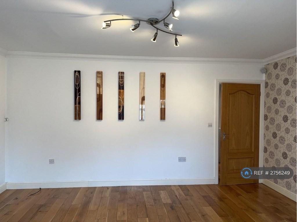 Living Room (When Unfurnished)