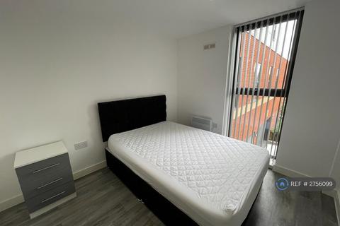 2 bedroom flat to rent, Orange Grove House, Manchester, M14