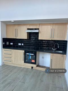 2 bedroom flat to rent, Spinners Hall, Bolton, BL1
