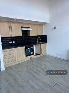 2 bedroom flat to rent, Spinners Hall, Bolton, BL1