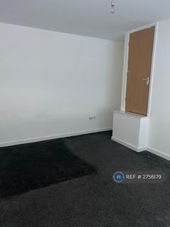 2 bedroom flat to rent, Spinners Hall, Bolton, BL1