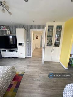 2 bedroom flat to rent, Galapagos Grove, Bletchley, Milton Keynes, MK3