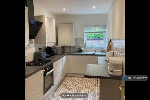 2 bedroom flat to rent, Dene House, Stockport, SK4