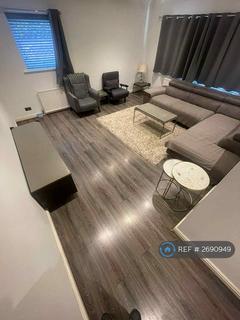 2 bedroom flat to rent, Dene House, Stockport, SK4