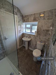 4 bedroom semi-detached house to rent, Davey Drive, Brighton, BN1