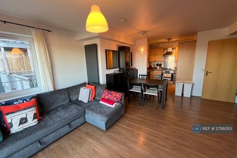2 bedroom flat to rent, Thorntreeside, Edinburgh, EH6
