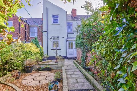 2 bedroom end of terrace house for sale, North Wingfield Road, Chesterfield S42