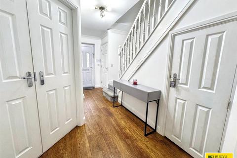 4 bedroom detached house for sale, Wardle Gardens., Leek