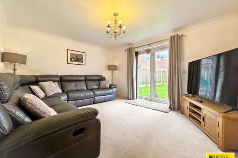 4 bedroom detached house for sale, Wardle Gardens., Leek