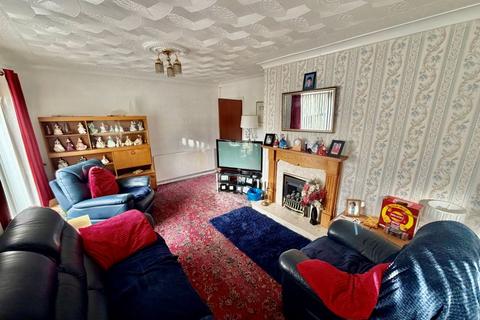 undefined, Heol Dinbych, Llanelli SA15