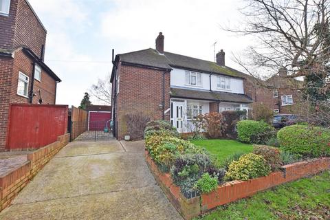 3 bedroom semi-detached house for sale, Berengrave Lane, Rainham