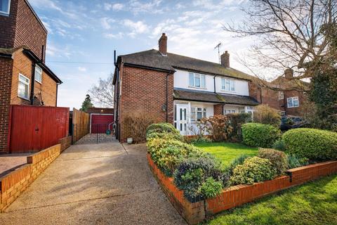 3 bedroom semi-detached house for sale, Berengrave Lane, Rainham