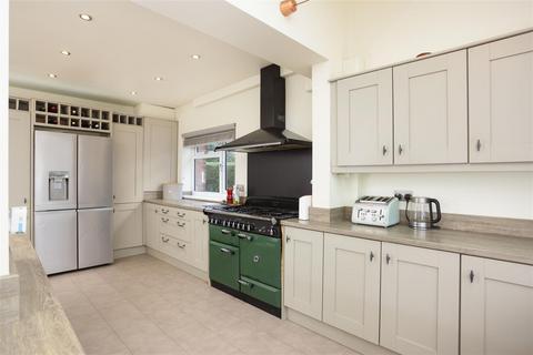 undefined, Belvedere Road, Leeds LS17