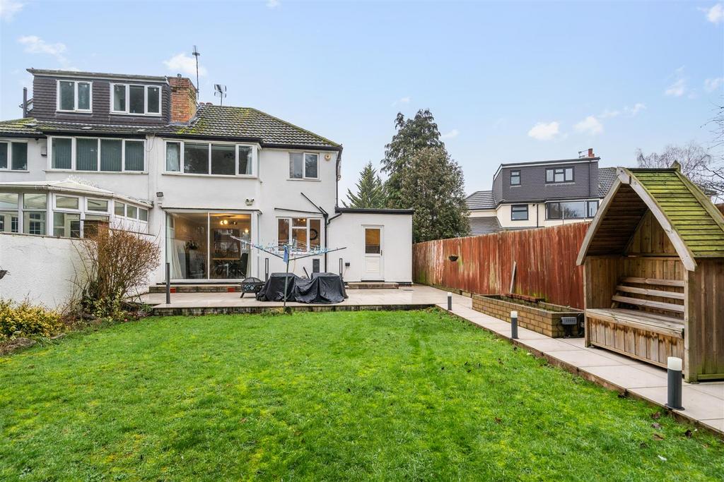 119 Wells Green Road 16.jpg