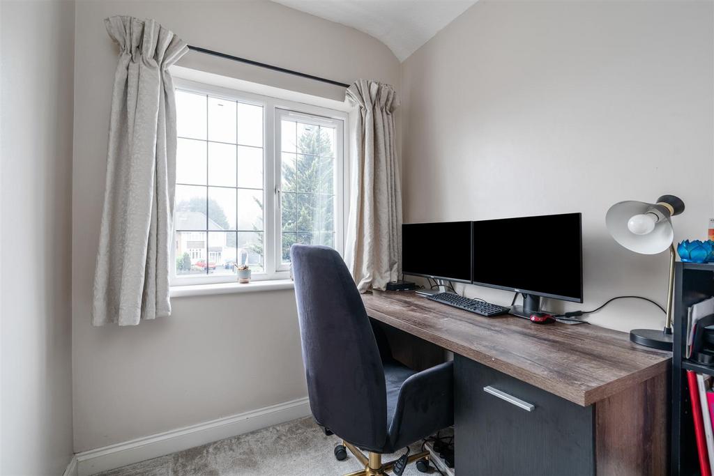 119 Wells Green Road 19.jpg