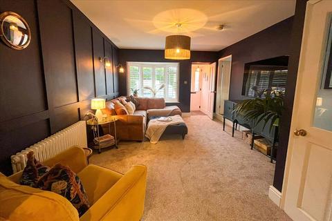 3 bedroom semi-detached house for sale, Gresham Way, Frimley Green, GU16