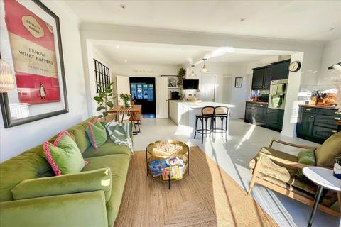 3 bedroom semi-detached house for sale, Gresham Way, Frimley Green, GU16