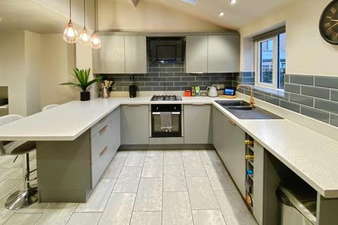 3 bedroom house to rent, Upper St. Pauls Terrace, York