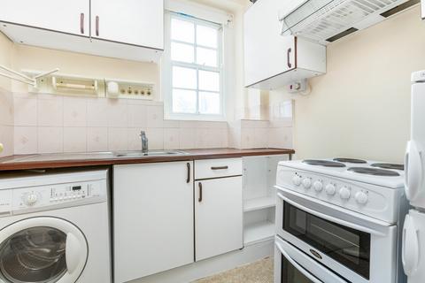 1 bedroom flat to rent, Grove End Road, St Johns Wood, London, NW8