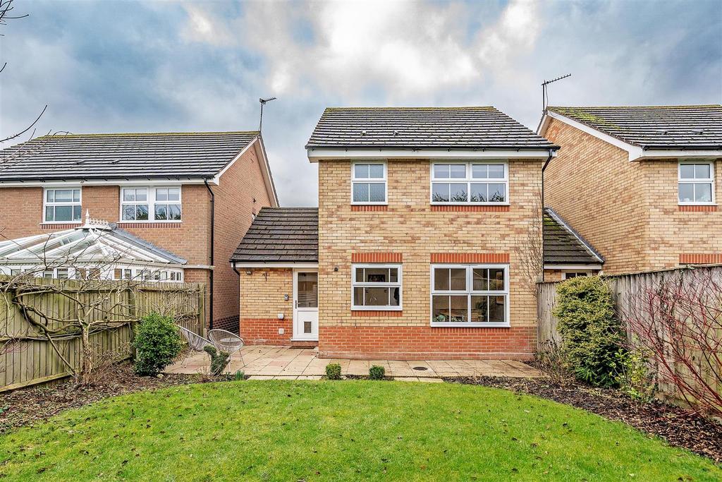 10 Barwell Close-16 lo.jpg