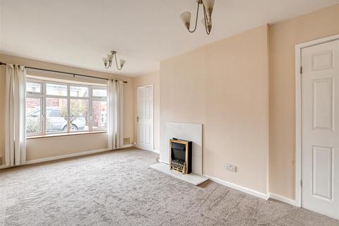 2 bedroom semi-detached house to rent, 13 Queensway Drive, Bridgnorth