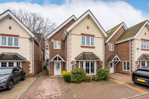 undefined, Oak View Gardens, Langley, Slough, SL3