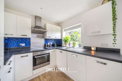 2 bedroom flat for sale, Riverwood Court, Stafford Avenue, Hornchurch, RM11